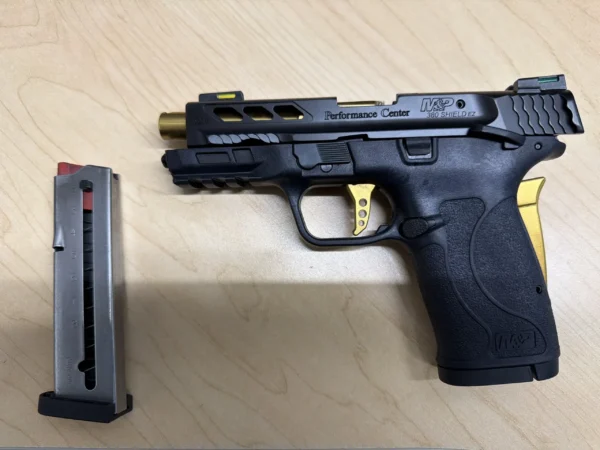 Smith & Wesson M&P 380 Shield EZ 1